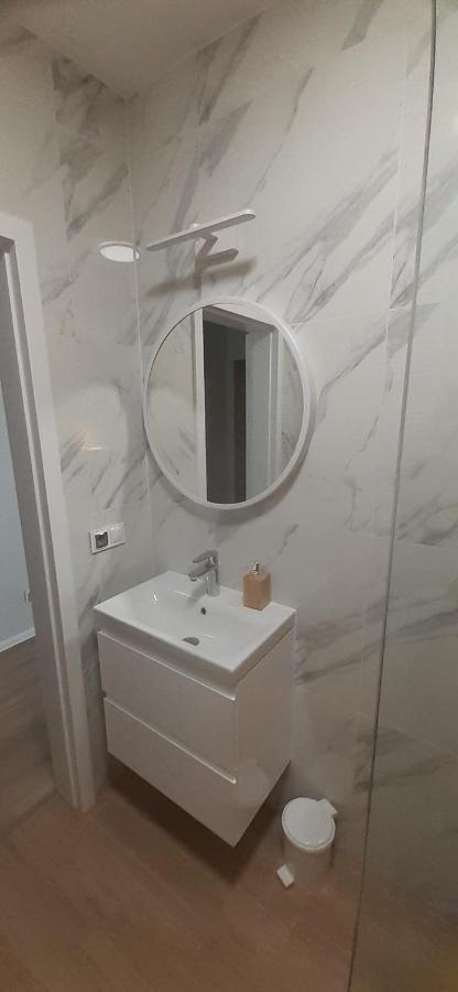 Oasis, Old Town Apartment Elblag Luaran gambar